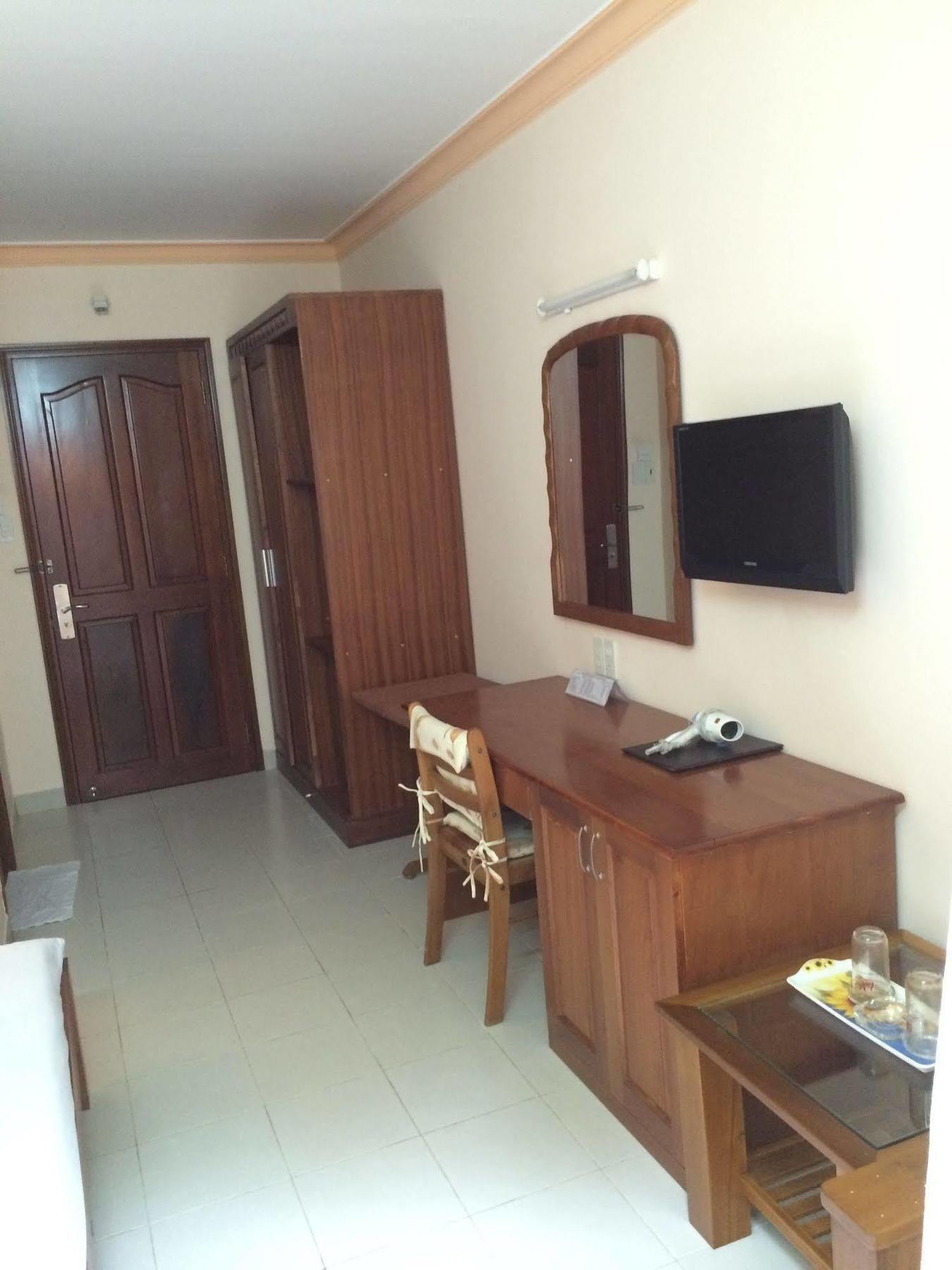 Vien Ngoc Xanh Hotel 1 胡志明市 外观 照片